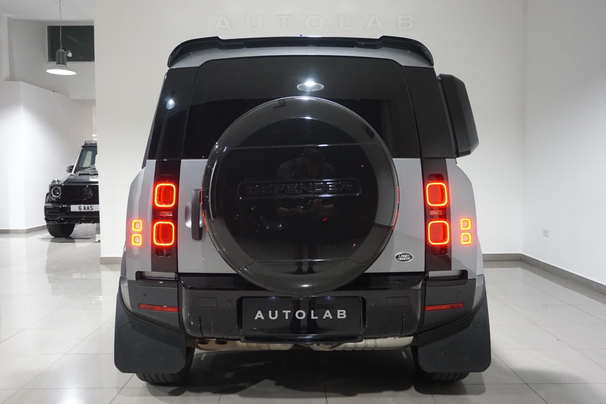 Land Rover Defender 110 3.0 D250 MHEV Hard Top SUV Auto 4WD MWB Euro 6 (s/s) 5dr